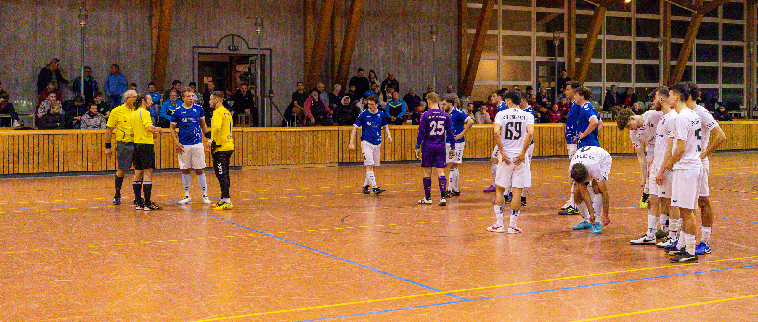 20250118195831 R5D 09235