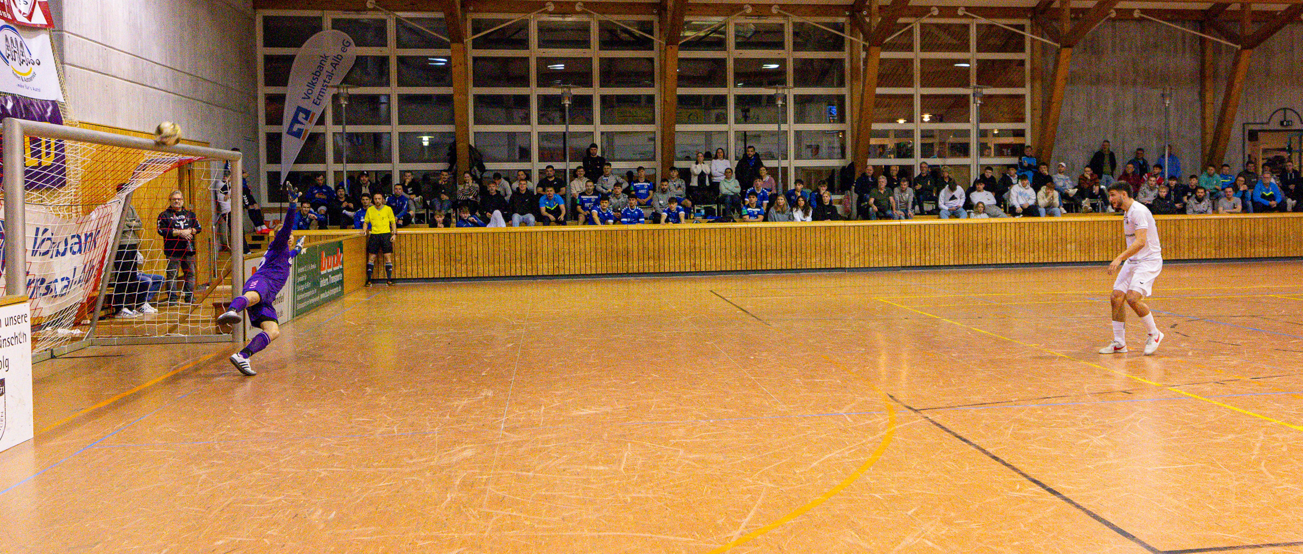 20250118195859 R5D 09240