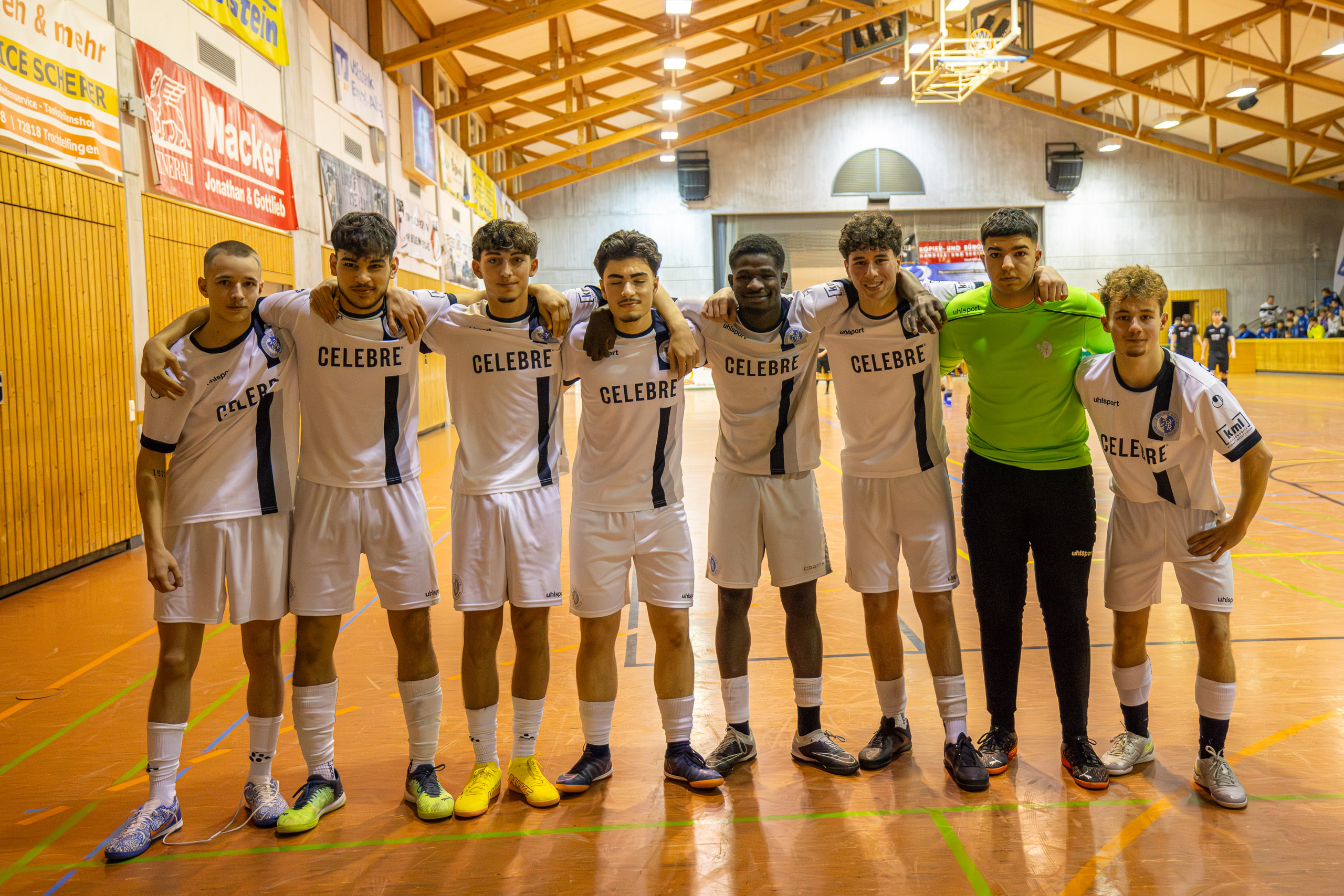 20250118180011 R5D 09230 e